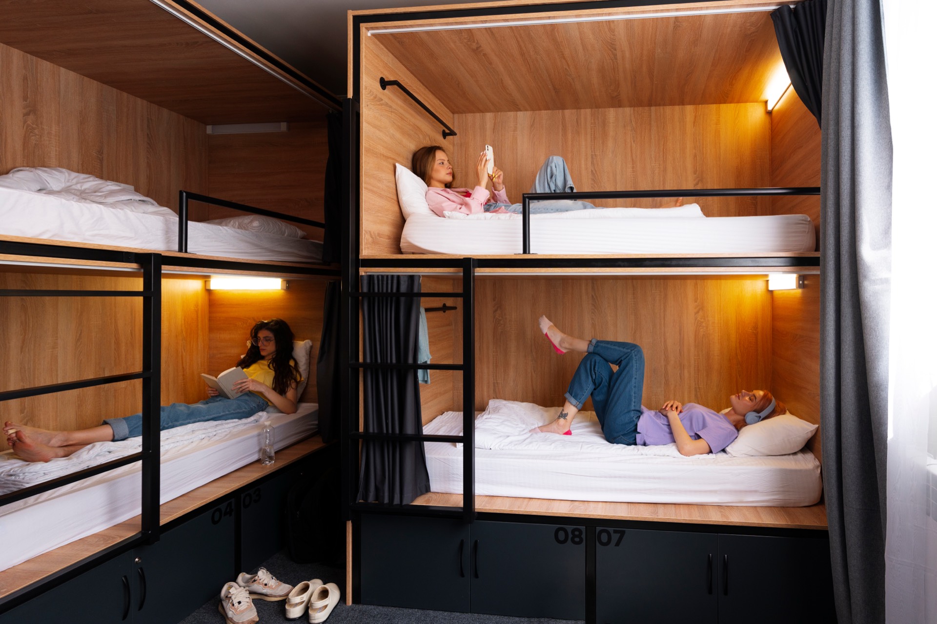 Bed in 8-Bed Mixed Dormitory Room